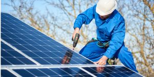 Installation Maintenance Panneaux Solaires Photovoltaïques à Dampniat